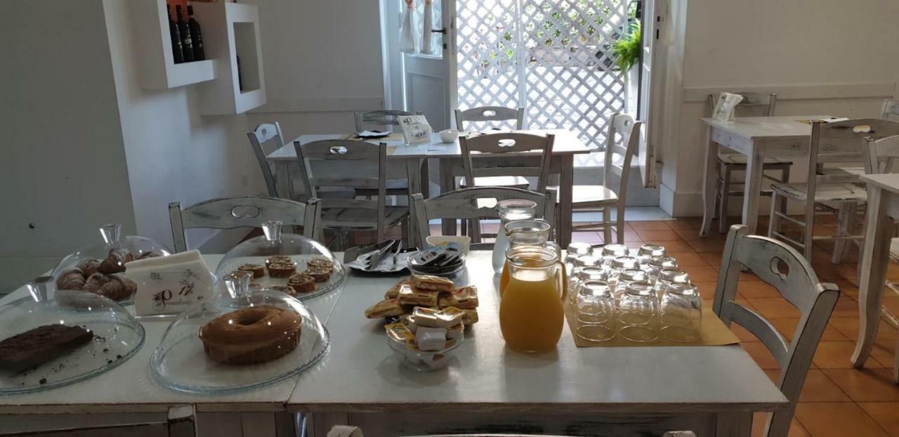 Bed and Breakfast La Piazza Граньяно Экстерьер фото
